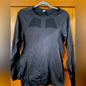 Athleta long sleeve Oxygen top